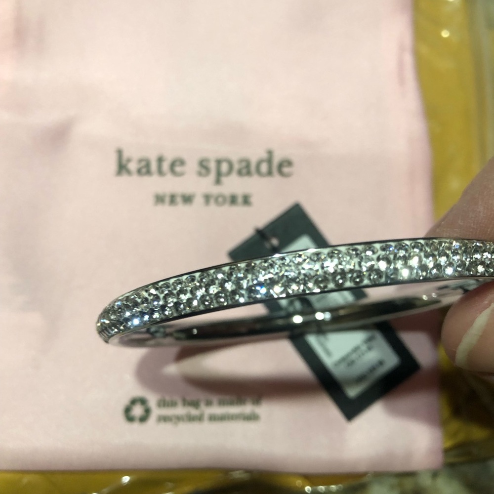 Kate Spade โ ๏ธ Platinum Tote with Floral Tag ๐ธ (Plus Free Bracelet! ๐) - Picture 14 of 15